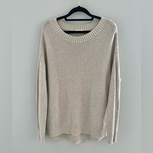 Gap Knit Light Grey Knit Sweater Size Medium - Picture 2 of 10